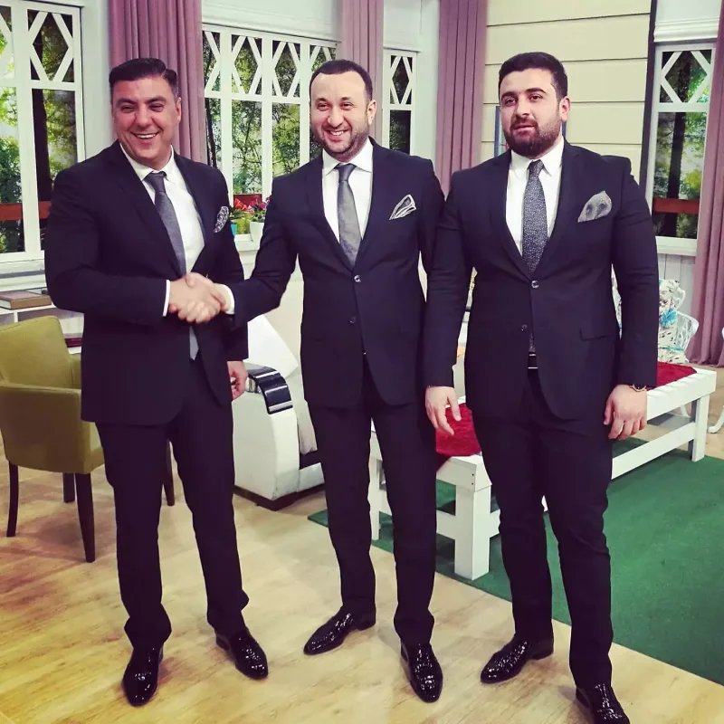 “Şeron” deputatla görüşdü