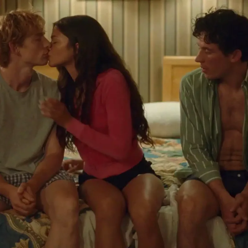 Bu səhnə müzakirə yaratdı