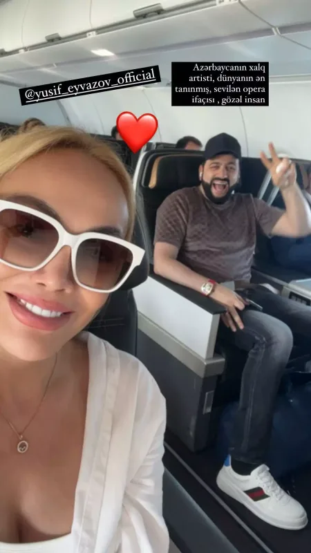 Nura təyyarədə onu gördü, şəklini çəkdi