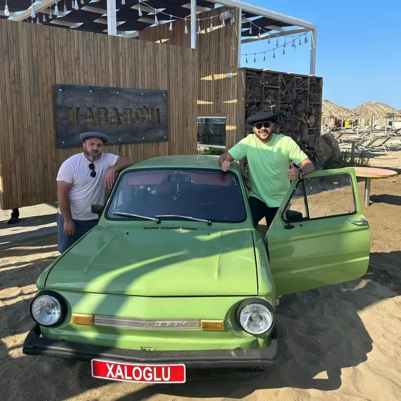 Emindən maraqlı foto