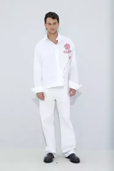 "Jacquemus" payız kolleksiyasını ulduzlar izlədi