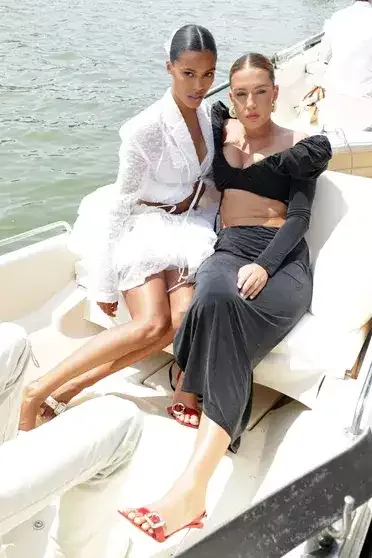 "Jacquemus" payız kolleksiyasını ulduzlar izlədi