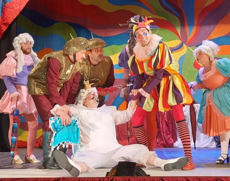 Teatrların qastrol səfərləri bayram günlərində də davam edəcək