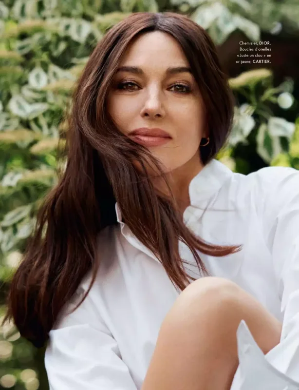 "Elle"-nin üz qabığına çəkildi