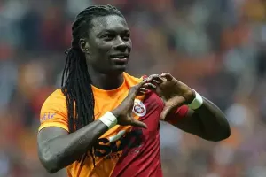 3 övladının anası ilə evləndi