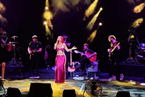 Gülşənə Bodrum səhnəsində göz dəydi - ÖZƏL GÖRÜNTÜLƏR