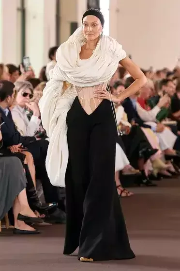 Parisdə Yüksək Moda Həftəsi başladı