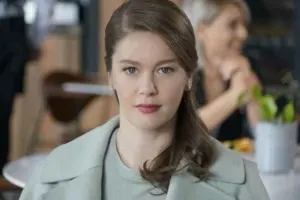 "Camdakı Kız"-ın "Nalan"ı istirahətdə