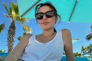 İstirahətindən fotolar paylaşdı