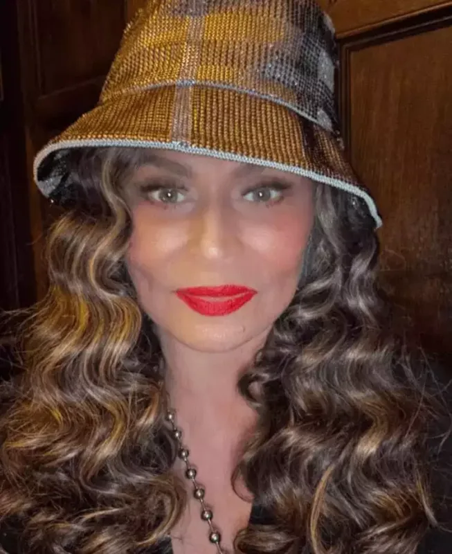 Beyonsun anasının 1 milyon dollarlıq seyfi oğurlandı