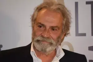 İzləyicilərinə xəbərdarlıq etdi