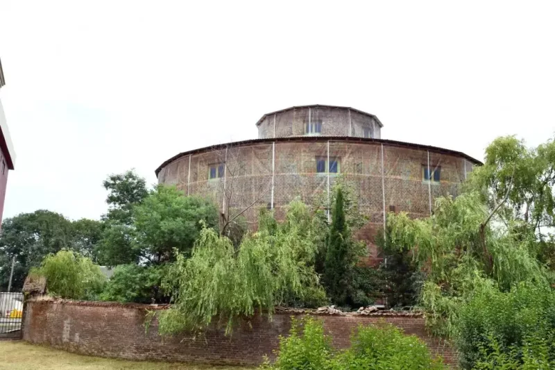 Mədəniyyət naziri Lənkəran şəhərindəki Dairəvi qalaya baxış keçirdi