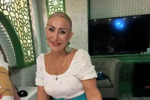 Əməkdar artist 62 yaşını belə qeyd etdi