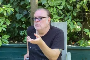 Aliment ödəyə bilməyən məşhur aktyor həbs oluna bilər