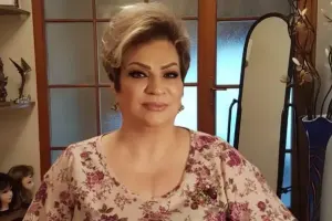 Afaq Bəşirqızının bağından görüntü yaydı