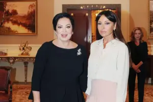 “Mehriban Əliyeva məni evinə çay içməyə dəvət etmişdi”