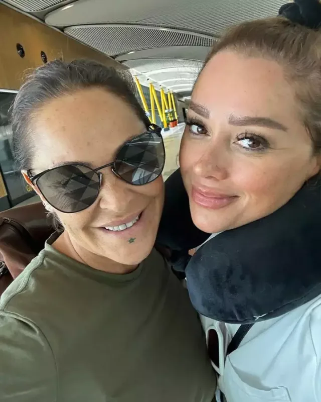 Xatirə Hülya Avşarla bir arada