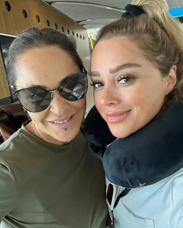 Xatirə Hülya Avşarla bir arada