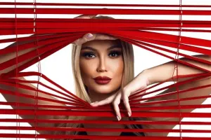 “Cılız, mənasız mahnılar, insanlar trend olur”