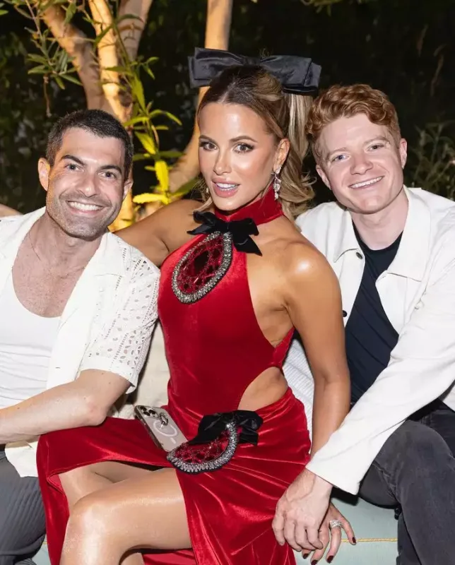 50 yaşını qeyd etdi, görənlər inanmadı