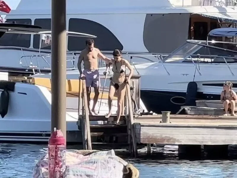 Berenin əsa ilə dəniz keyfi