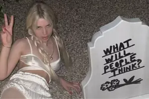 Özünə xüsusi qəbristanlıq hazırladacaq