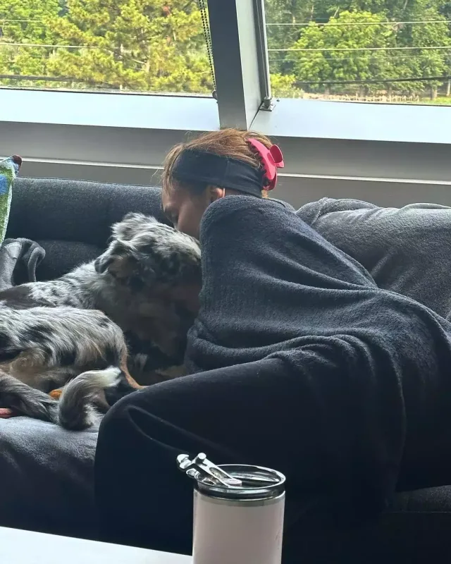 Məşhur model tanınmaz halda