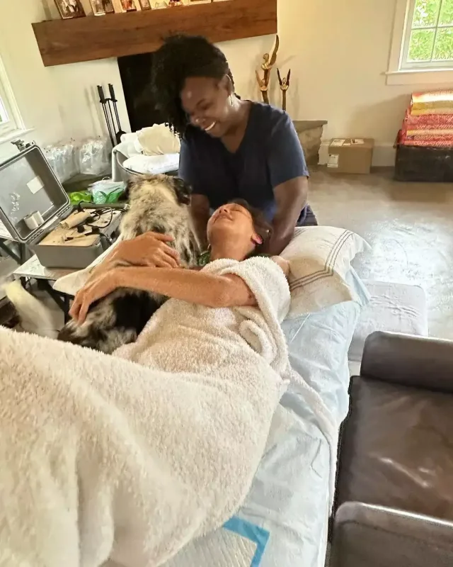 Məşhur model tanınmaz halda