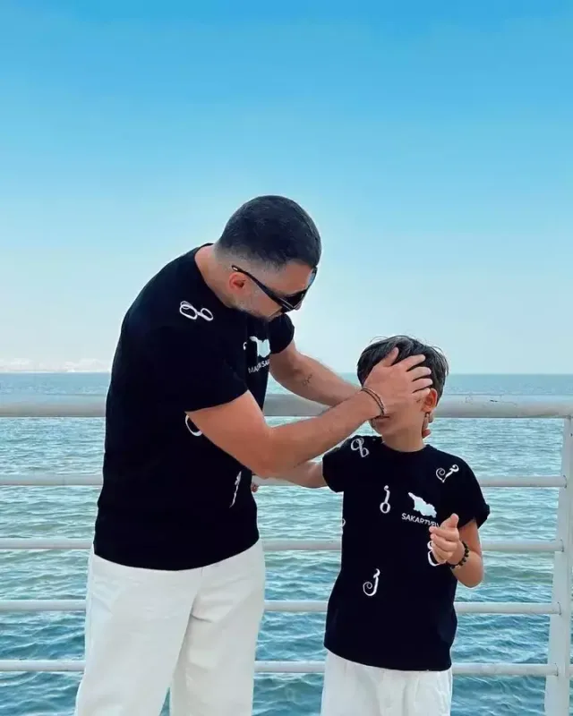 "Sevgisizliyin ağrısını, kasıblığını ən yaxşı onlar bilirlər…"