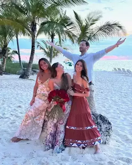 Sonuncu İran şahının nəvəsi ərə gedir