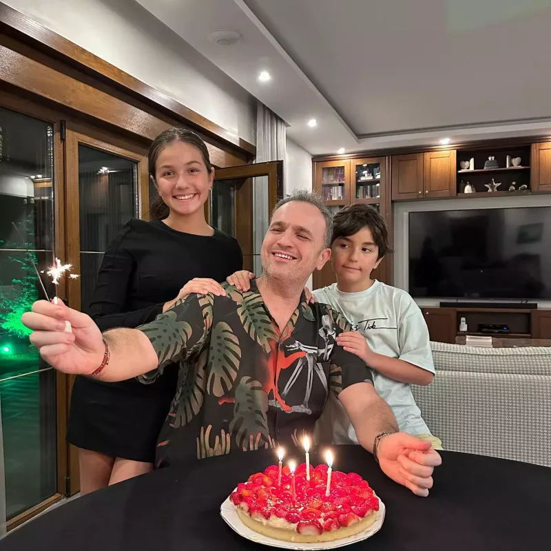 İradədən həyat yoldaşı ilə bağlı paylaşım