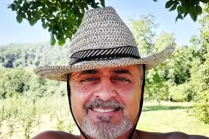 Əməkdar artist: "Həyat çox qısa"