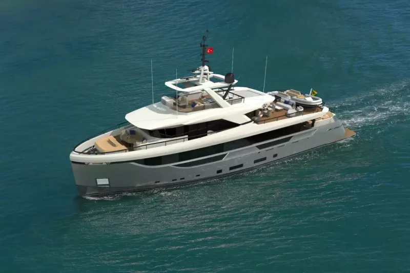 500 milyonluq yeni yaxtası ilə səyahətə çıxdı