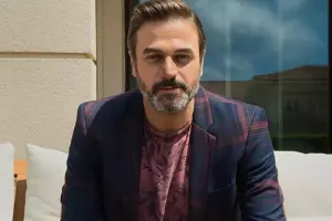 Çəkilişlərə geri döndü