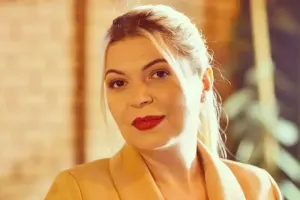 Vəfat edən atasının ad gününü belə təbrik etdi