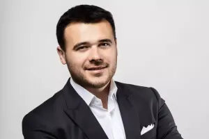 Emindən övladları ilə bağlı paylaşım