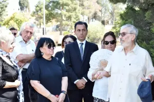 Xalq artisti Şahmar Ələkbərovun doğum günündə xatirəsi yad olundu