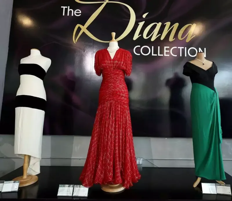 Şahzadə Diananın geyimləri hərraca çıxarılır