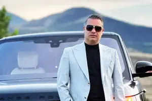 Ad gününü Nyu-Yorkda qeyd etdi