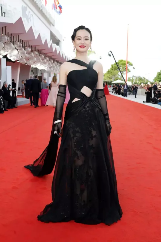 80-ci Venesiya Film Festivalının açılış mərasimi baş tutdu