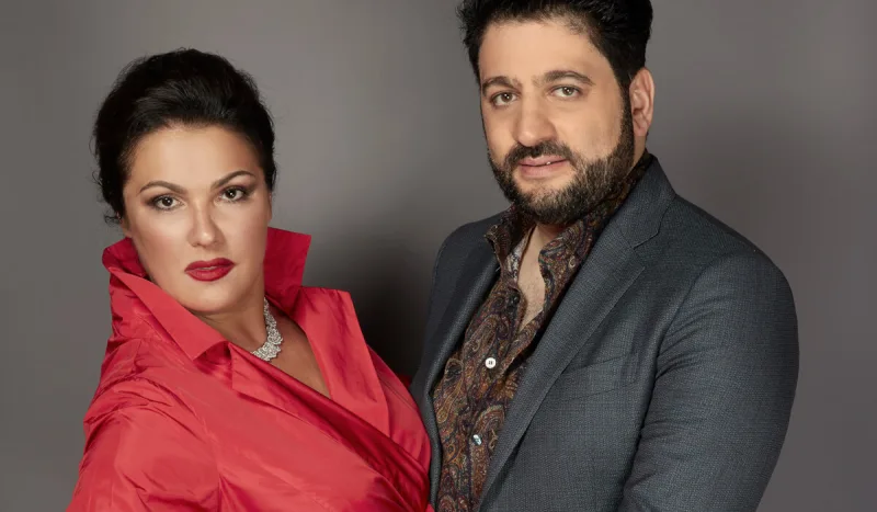 Teatrdan Xalq artistinin həyat yoldaşı ilə bağlı açıqlama