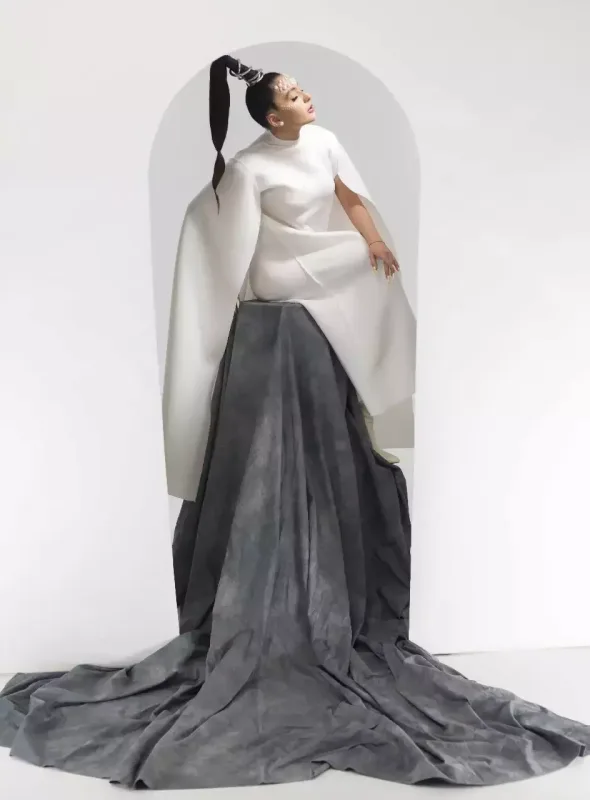 Dilarə: "Özümüzün qaranlıq tərəflərini..."