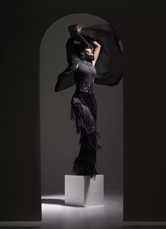 Dilarə: "Özümüzün qaranlıq tərəflərini..."