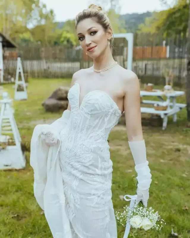 Məşhur aktyorun toyundan görüntülər