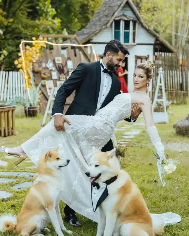 Məşhur aktyorun toyundan görüntülər