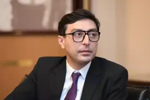 Fərid Qayıbov “Heydər Əliyev zirvəsi”nə qalxdı