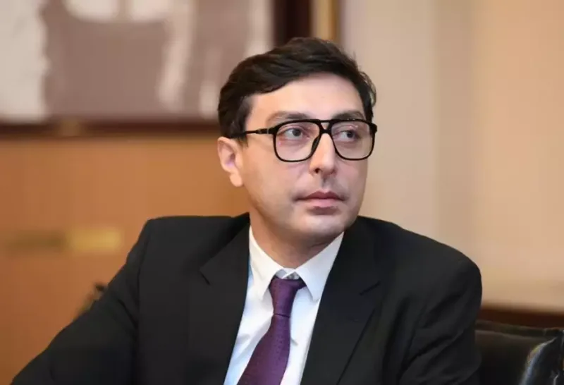 Fərid Qayıbov “Heydər Əliyev zirvəsi”nə qalxdı