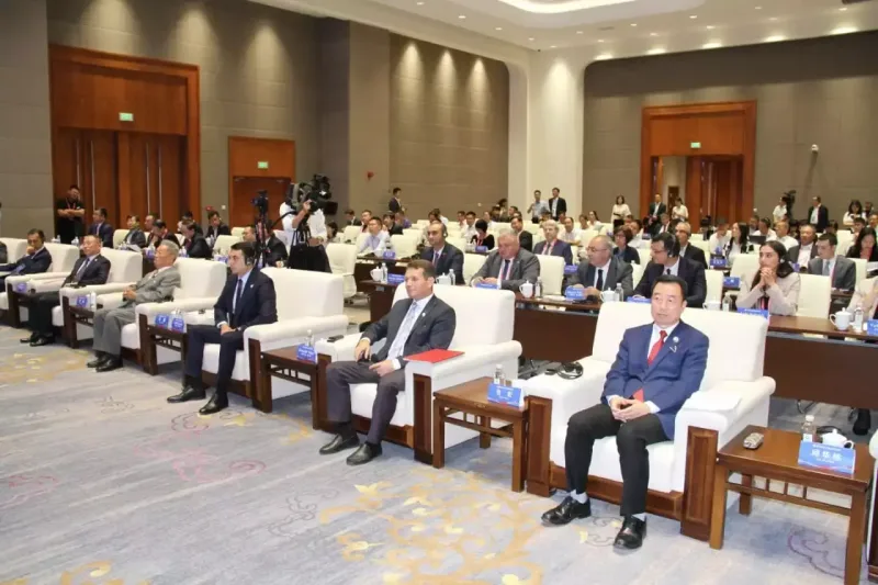 Mədəniyyət naziri Adil Kərimli Çində keçirilən forumda çıxış etdi