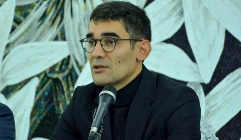 Kinorejissor nazirlikdəki vəzifəsindən azad edildi