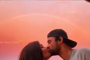 Van Dammın azərbaycanlı gəlinindən yeni paylaşım